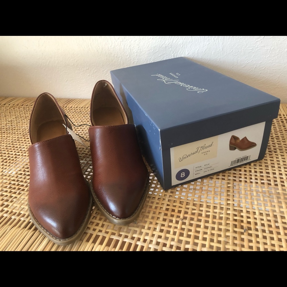 Universal Thread Booties